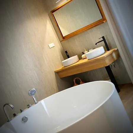 Appartement Le Nid Poudre - Romantique Baignoire Ilot